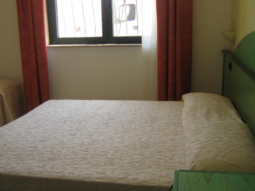 Villa Arneide Bed And Breakfast Torre Lapillo Room photo